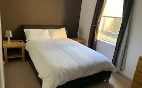 1 Bedroom Central Flat With Parking Space